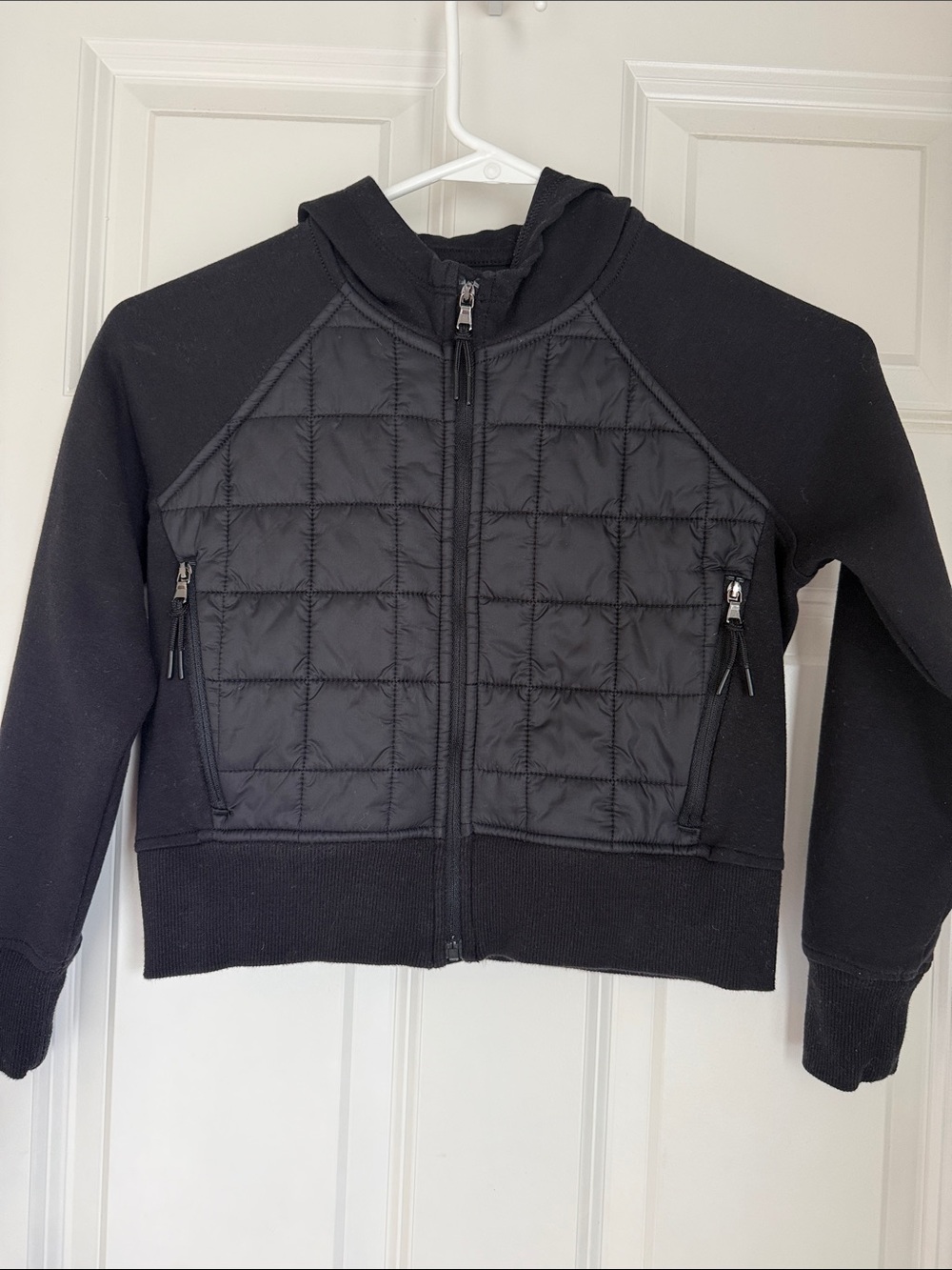 Old Navy Active Black Quilted Front Zip Hoodie